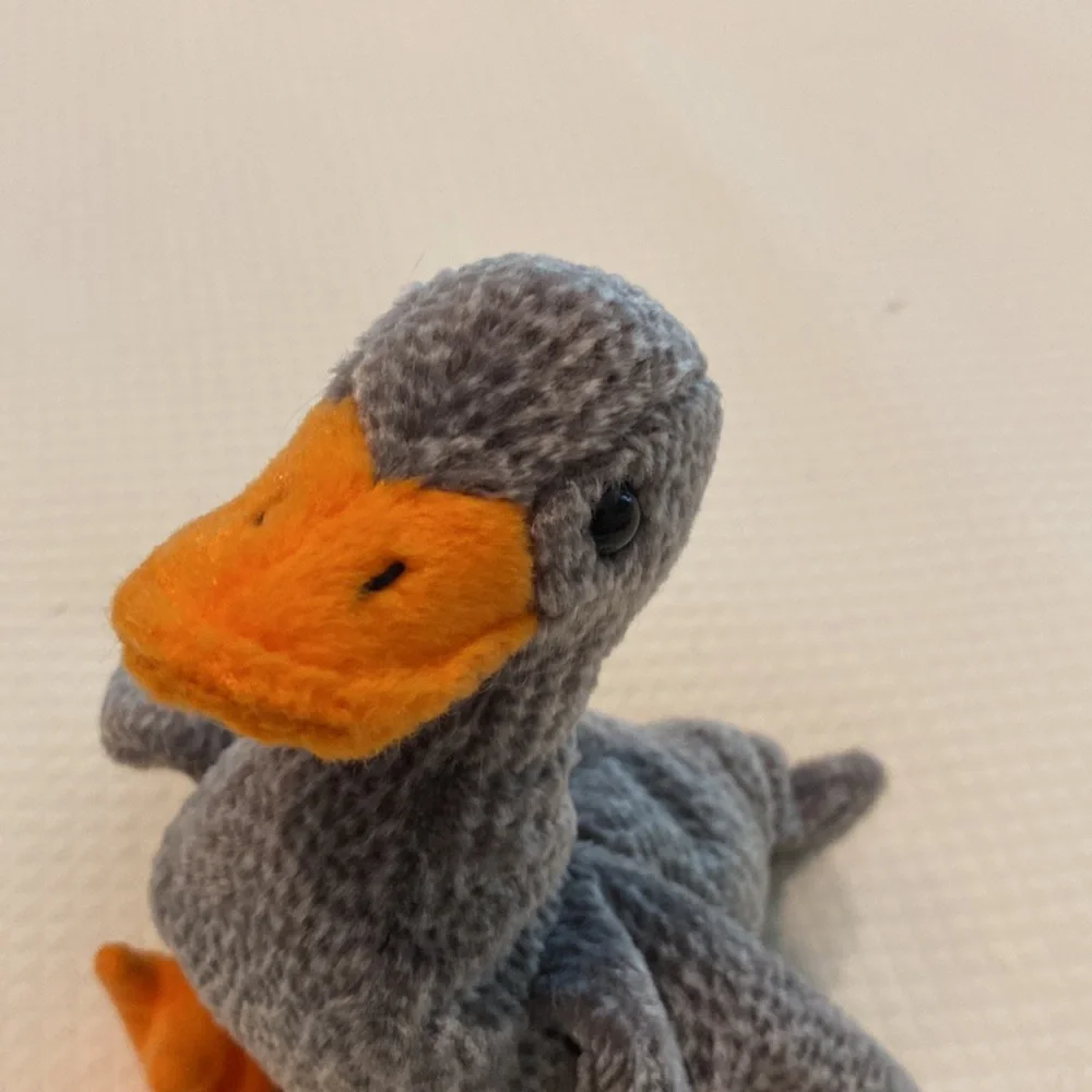 Ty Beanie Baby Gray Body Orange Bill Feet Honks Goose Duck Bird Toy with Tag